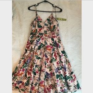 Floral Gianni Bini Dress (NWT)